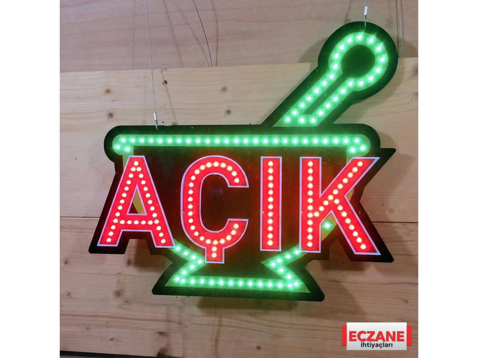 Eczane Açık Tabelası Havan figürlü