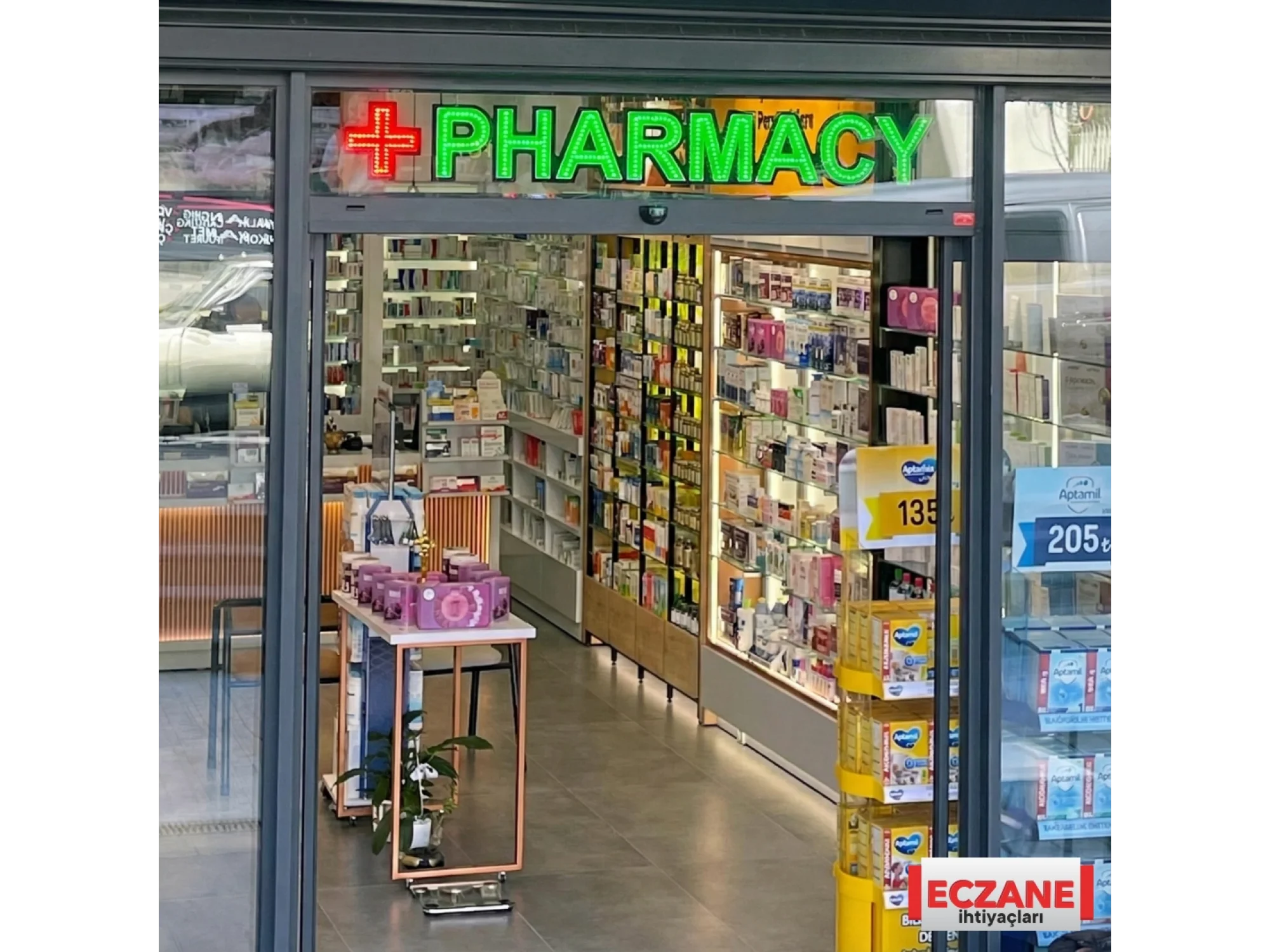 Eczane Pharmacy Led Tabela