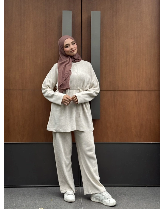 Düğmeli Kışlık Tesettür Triko Takım