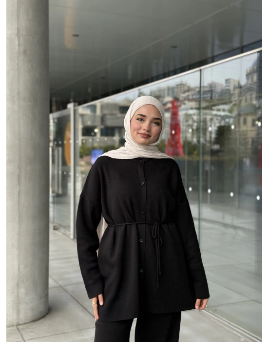 Düğmeli Kışlık Tesettür Triko Takım