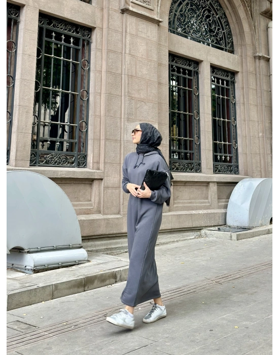 Kapüşonlu Kışlık 3 İplik Tesettür Elbise