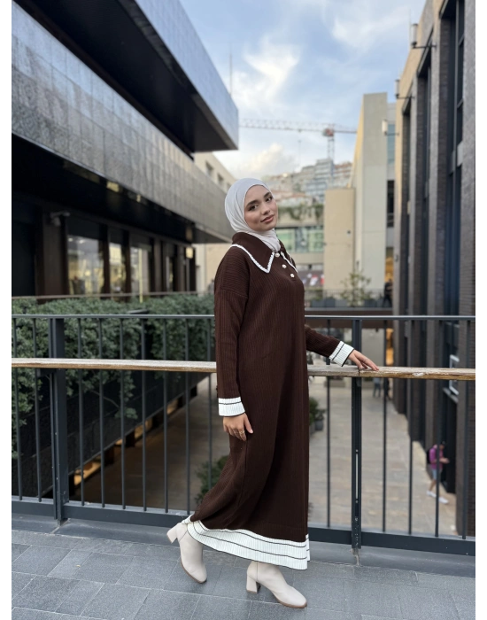 Yakalı Triko Elbise