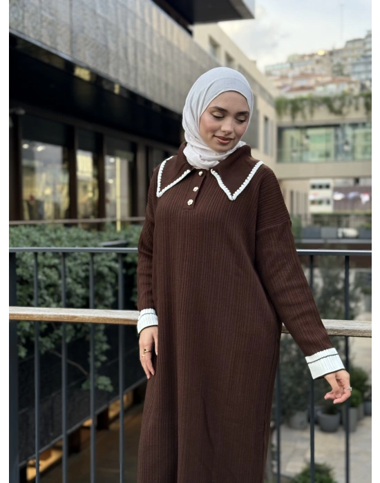 Yakalı Triko Elbise