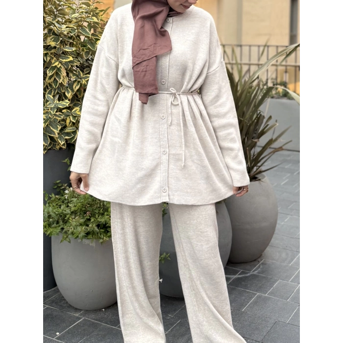 Düğmeli Kışlık Tesettür Triko Takım