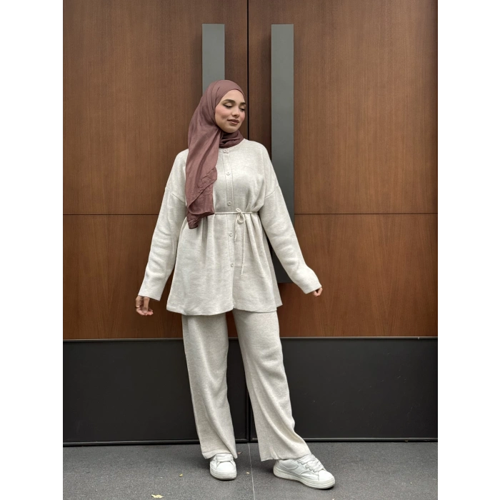 Düğmeli Kışlık Tesettür Triko Takım