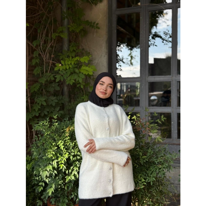 Kalp Düğmeli Hırka Yumuşacık Dokulu Peluş -Beyaz