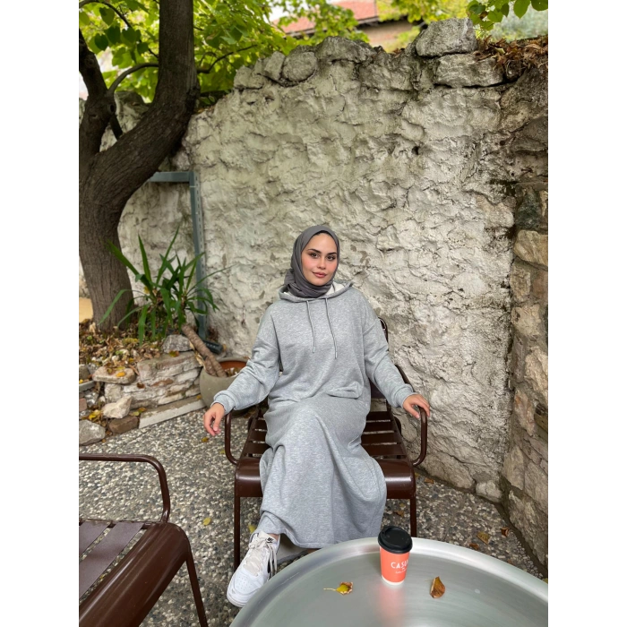 Kapüşonlu Kışlık 3 İplik Tesettür Elbise Gri