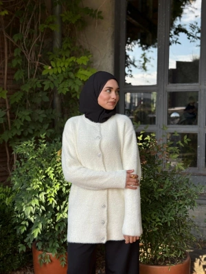 Kalp Düğmeli Hırka Yumuşacık Dokulu Peluş -Beyaz