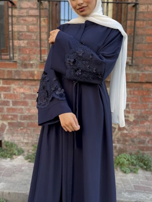 More Ferace Lacivert