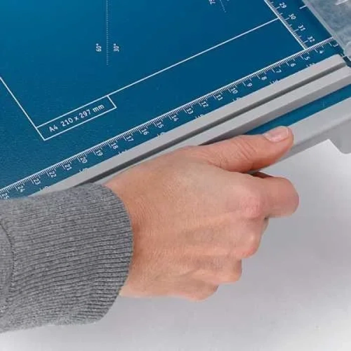 Dahle 502 Pratik A4 Kollu Giyotin (8 Yaprak Kapasiteli Kağıt Kesici)