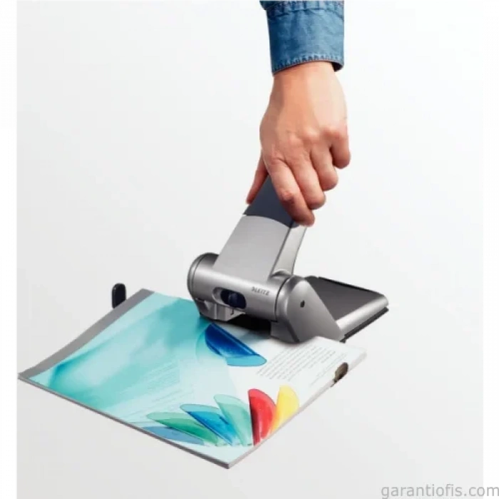 Leitz 5180 Ekstra Güçlü Kırmızı Delgeç (65 Sayfa Kapasiteli)