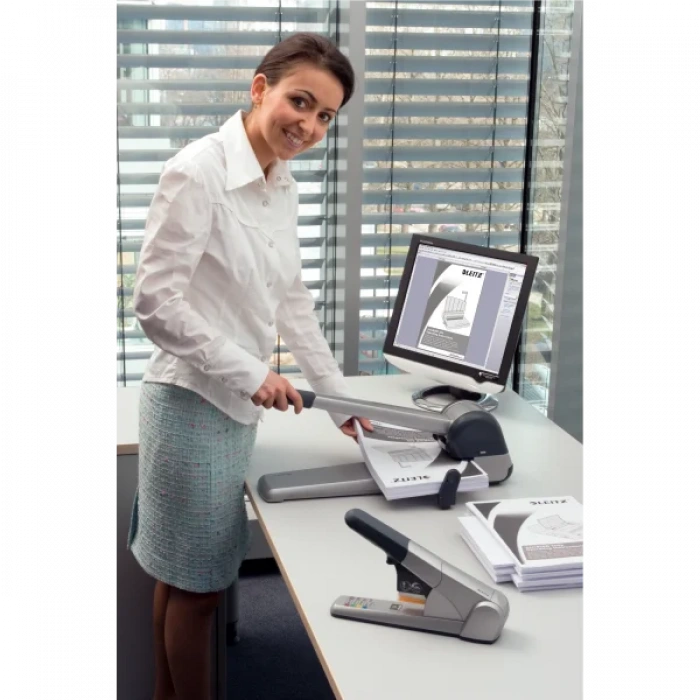 Leitz 5182 Kollu Delgeç Ekstra Güçlü (250 Sayfa)