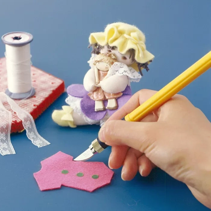 Olfa Ak-4 Profesyonel Kretuar Maket Bıçağı (3 Farklı Bıçak Yedekli)