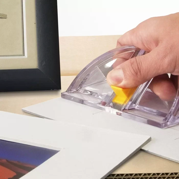 OLFA MC-45 Derecelik Açıyla Kesim Yapabilen Maket Bıçağı