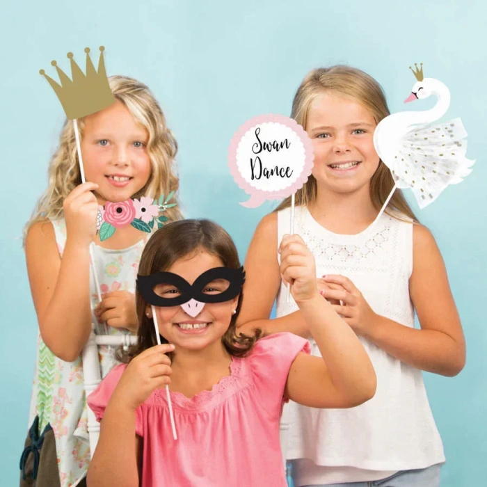 Şık Kuğular Fotoğraf Çekme Aksesuarları 10 Adet