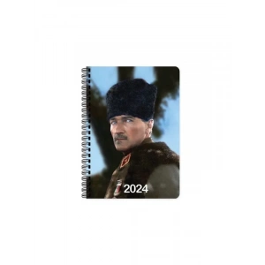 2024 AJANDA KESKİN SPİRALLİ SERT KAPAK GÜNLÜK AJANDA 17x24 ATATÜRK BAŞKOMUTAN (830365-99)