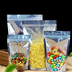 Hayat Cesurlara Torpil Geçer