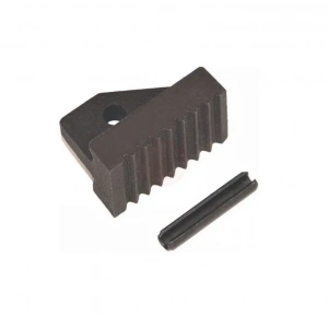 İzeltaş Ağır Tip Boru Anahtarı Yedek Parçası Alt Çene Ve Pim 36 İnç