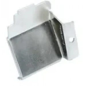 Juki Overlok 3-4 İplik Ön Sürgü Kapak Sacı / 121-47807