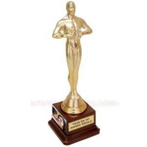 Oscar ödülü (Yazılı ve resimli)