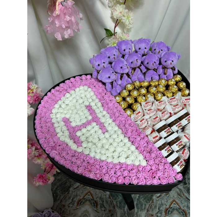 Dev Kalp Kutuda Kişiye Özel Harf & Ayıcıklar & Çikolatalar