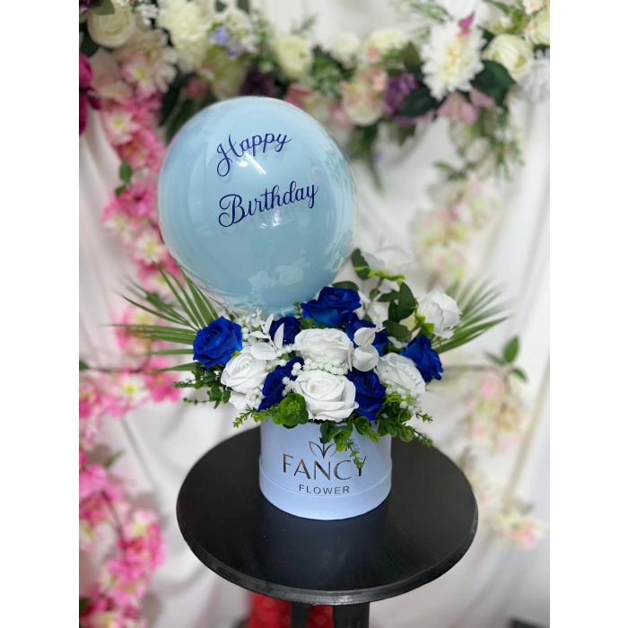 Kadife Güller ve Mesajlı Balon Kutu