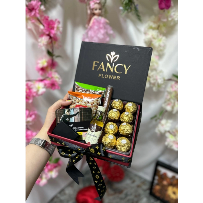 Kapaklı Kutuda Hediye Seti