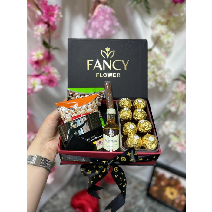 Kapaklı Kutuda Hediye Seti