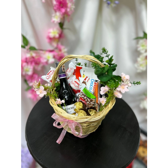 Kırmızı Şarap Konseptli Hasır Sepet