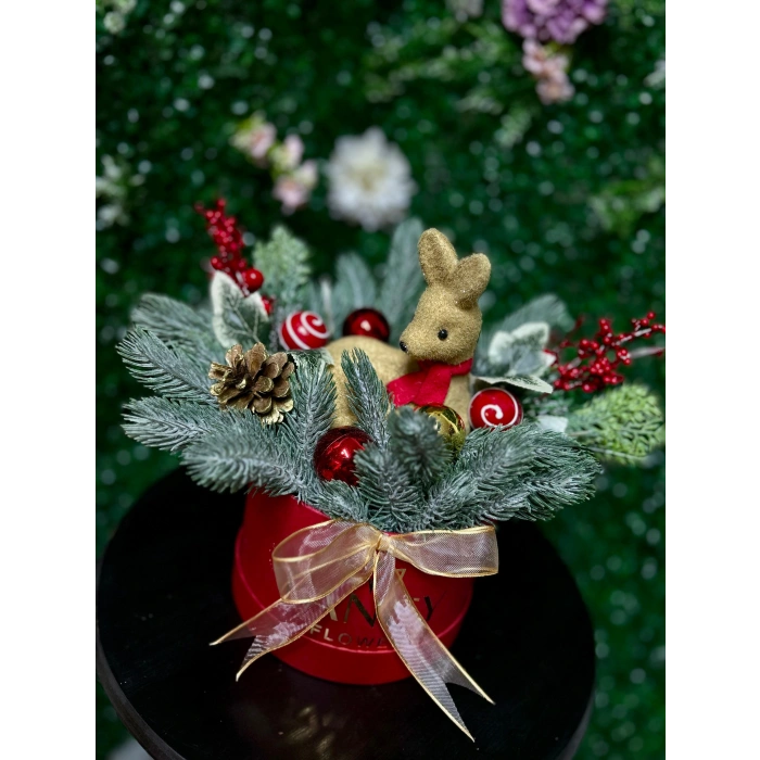 Kutuda Figürlü Yılbaşı Aranjmanı