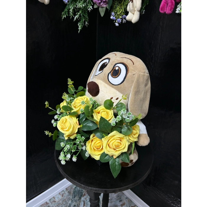 Peluş Köpek & Sarı Kadife Güller