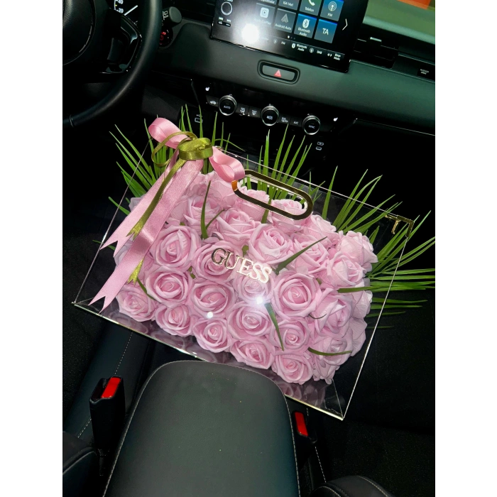 Premium Çantada Pembe Kadife Güller