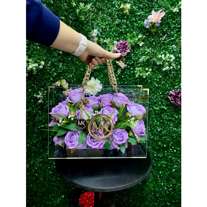 Premium Zincirli Çantada Lila Kadife Güller