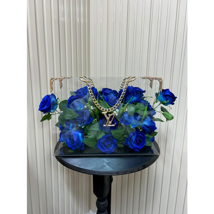 Premium Zincirli Çantada Mavi Kadife Güller