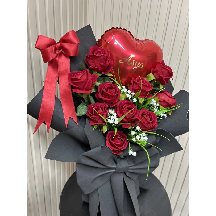Tasarım Fiyonk Kırmızı Buket