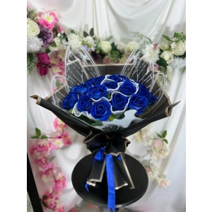 İnci Detaylı Mavi Kelebek Buket