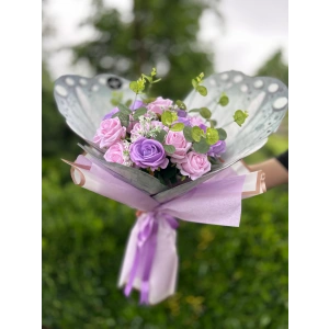 Kelebek Tasarım Kadife Gül Buketi
