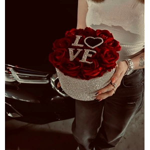 Kristal Kutuda Kadife Güller ve Kristal Love