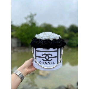 Tasarım Kutuda İnci Detay Kadife Güller