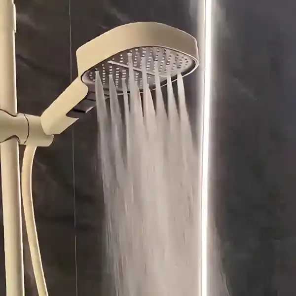 Schnelle Sharp Beyaz Akıllı Duş Seti