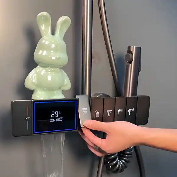 Schnelle Sharp Siyah Akıllı Duş Seti