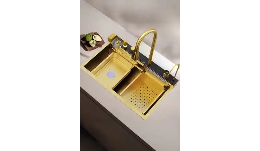 Renkli Evyeler (Siyah, Antrasit, Gold…) Dayanıklı mı? Renk Solması ve Çizilmeye Karşı Koruma Nasıl Sağlanır?