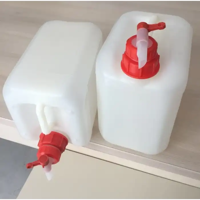 5 Lt. Kapağı Musluklu Bidon