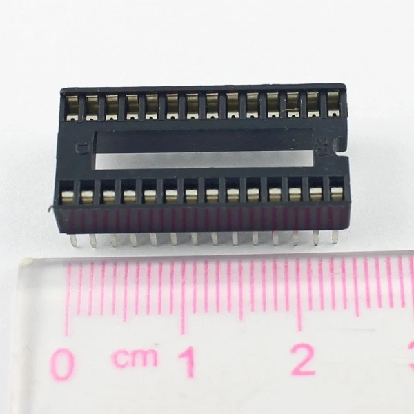 28 Pin Dar Entegre Soketi
