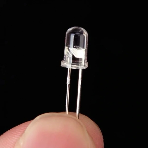5mm Led Beyaz Diyot Diffused 1 Adet