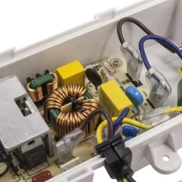 AC 220V - DC 20V ve 3V Güç Dağıtım Kartı