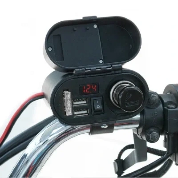 CD-3068 Su Geçirmez Çok Fonksiyonlu USB + Type-C Şarj Cihazı ve Çakmaklık