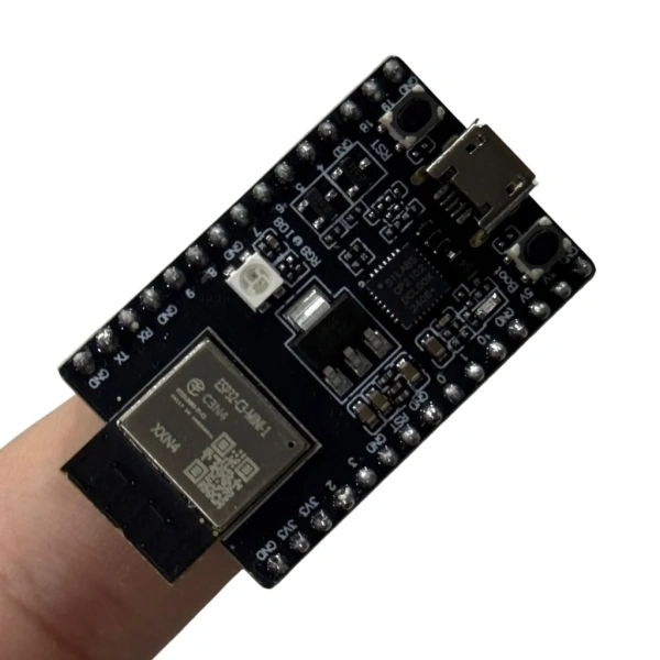 ESP32-C3-DevKitC-02 / WROOM RISC V Geliştirme Kartı