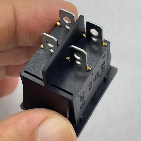 IC-103 İkili Işıksız Anahtar 4P