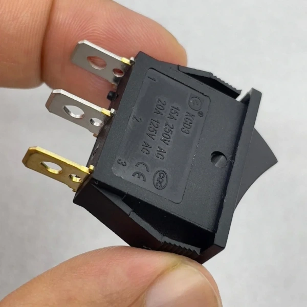 IC-113A Dar Nokta Işıklı Anahtar On-Off Siyah